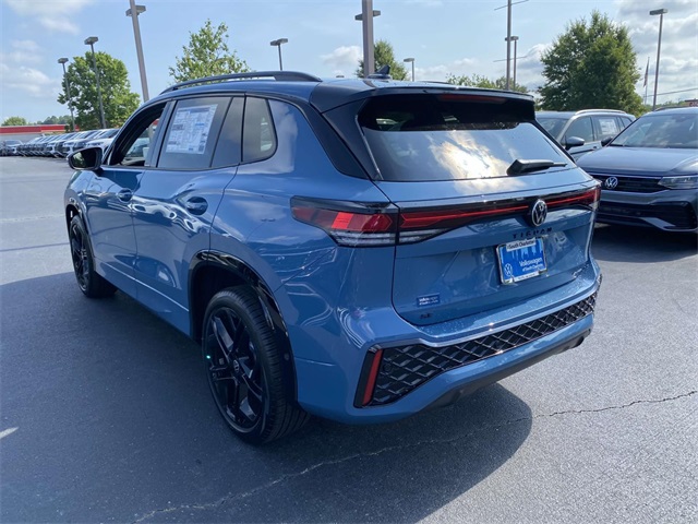 new 2025 Volkswagen Tiguan car, priced at $39,941