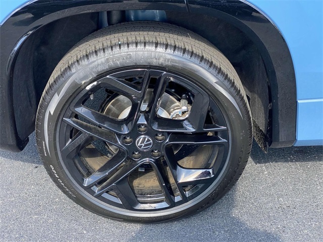 new 2025 Volkswagen Tiguan car, priced at $39,941