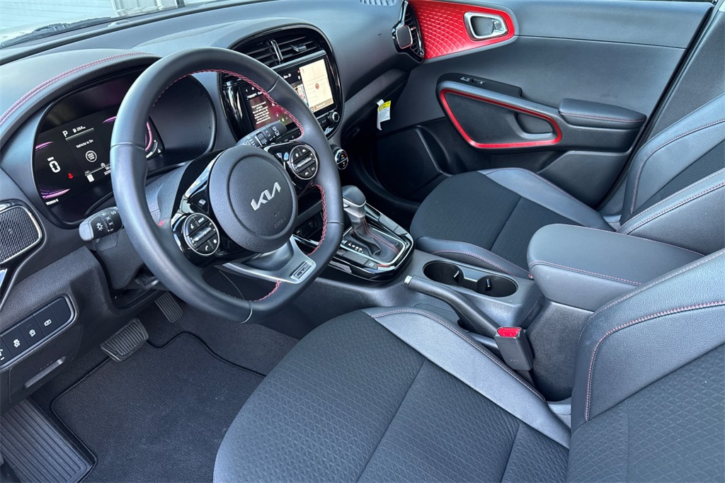 used 2025 Kia Soul car, priced at $22,976