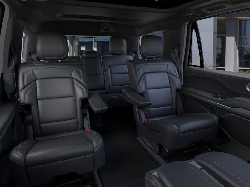 new 2025 Lincoln Navigator car, priced at $107,190