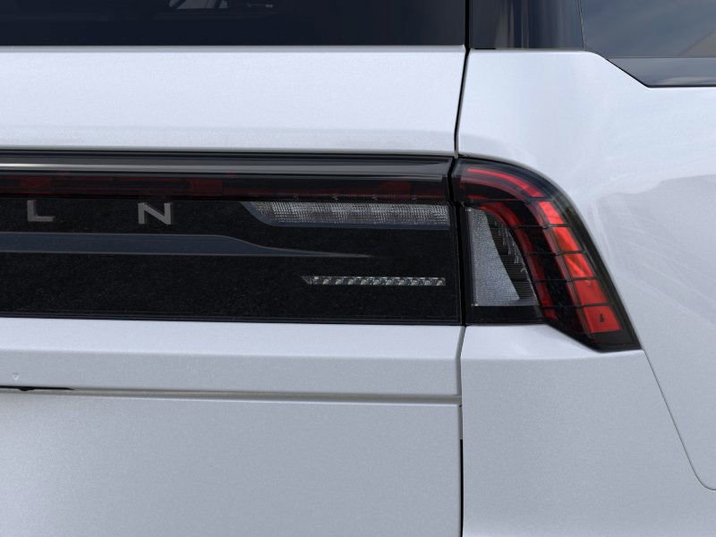 new 2025 Lincoln Navigator car, priced at $107,190