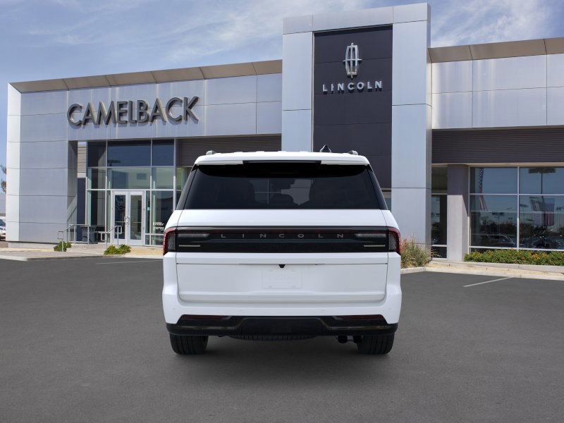 new 2025 Lincoln Navigator car, priced at $107,190