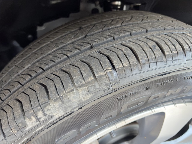 used 2022 Jeep Cherokee car, priced at $27,378