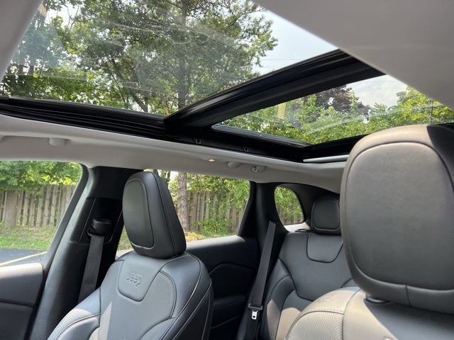 used 2022 Jeep Cherokee car, priced at $27,378