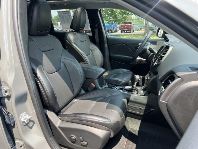 used 2022 Jeep Cherokee car, priced at $27,378