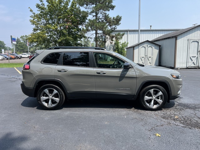 used 2022 Jeep Cherokee car, priced at $27,378