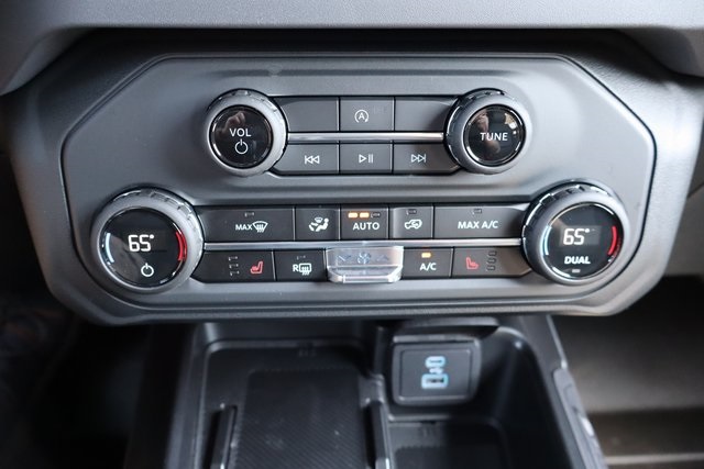 new 2025 Ford Bronco car, priced at $47,640
