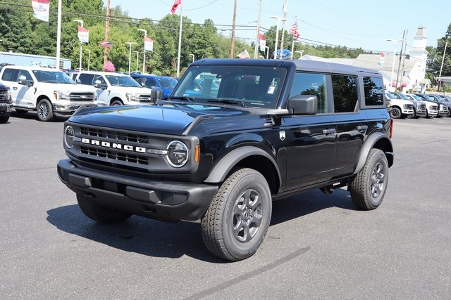 new 2025 Ford Bronco car, priced at $47,640