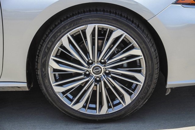 used 2023 Nissan Altima car, priced at $19,992