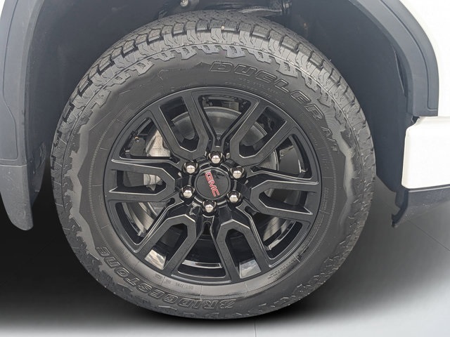 used 2024 GMC Sierra 1500 car, priced at $49,044