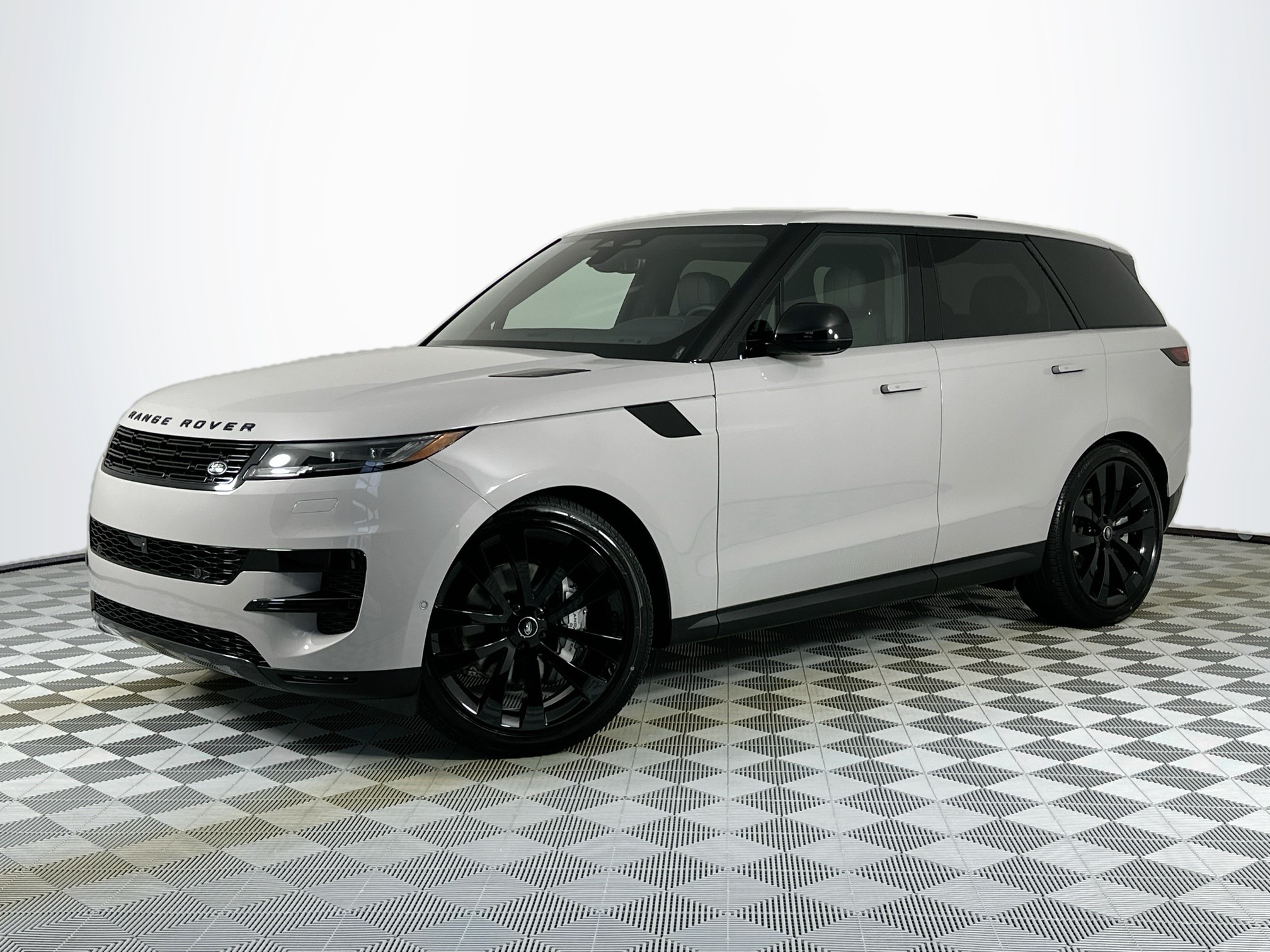 new 2025 Land Rover Range Rover Sport car, priced at $90,440