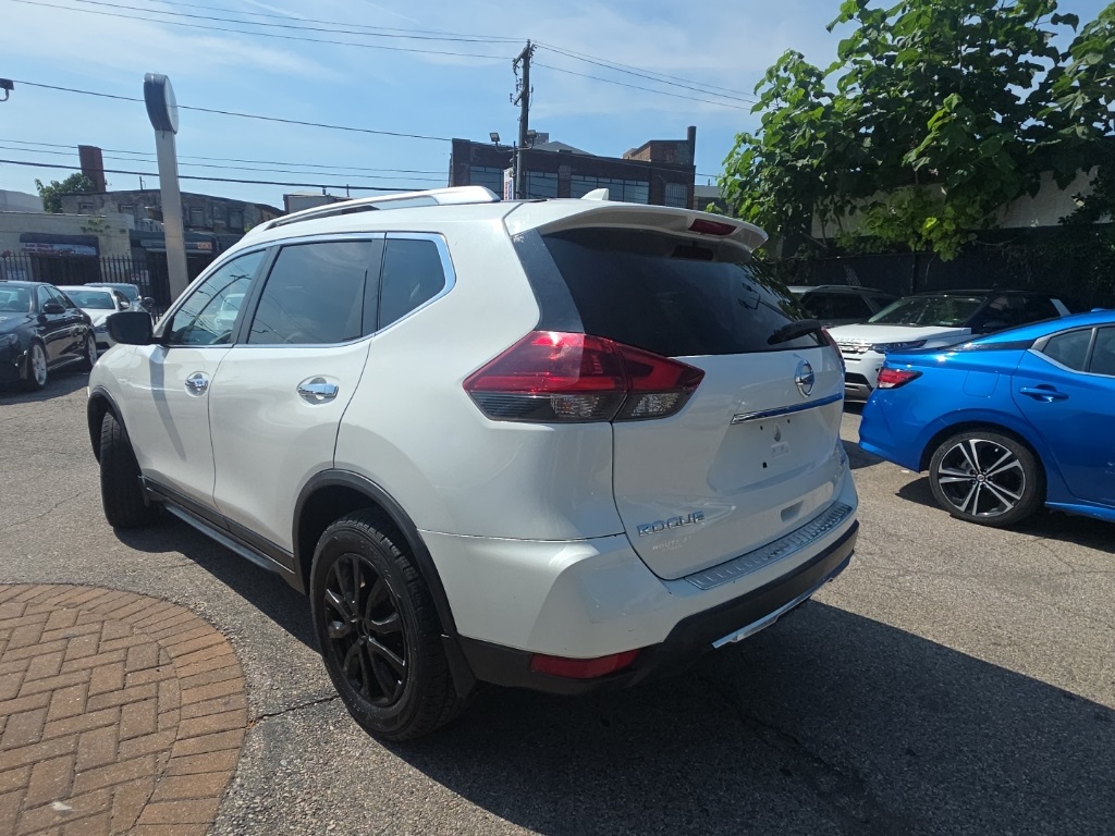 used 2018 Nissan Rogue car, priced at $11,895