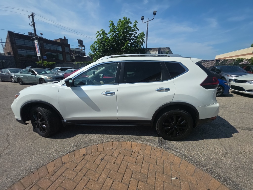 used 2018 Nissan Rogue car, priced at $11,895