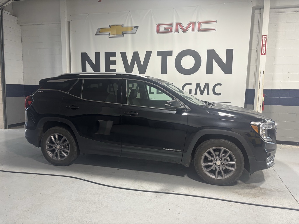 used 2022 GMC Terrain car, priced at $25,427