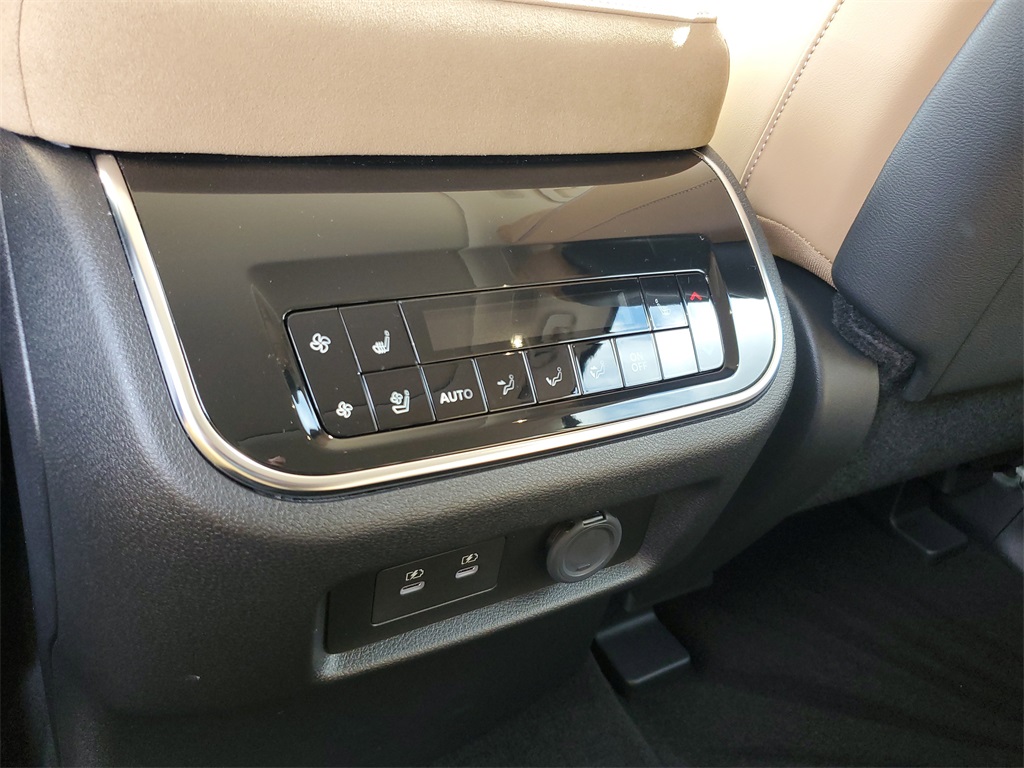 used 2025 INFINITI QX80 car, priced at $82,998