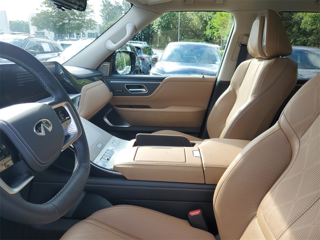 used 2025 INFINITI QX80 car, priced at $82,998