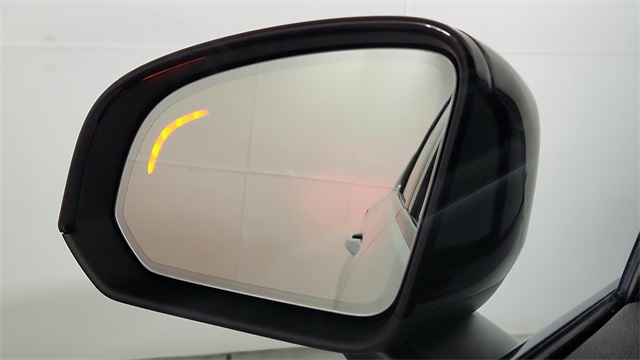 used 2023 Volvo C40 Recharge Pure Electric car, priced at $27,488