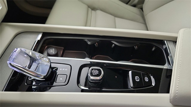 new 2025 Volvo XC60 Plug-In Hybrid car, priced at $71,485