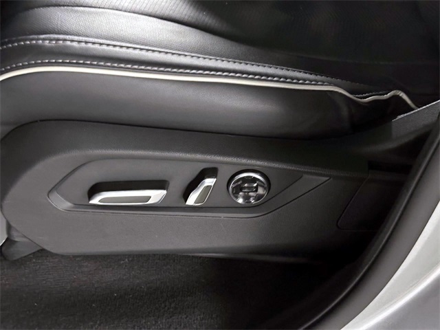 used 2023 Acura MDX car, priced at $45,919