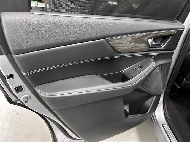 used 2023 Acura MDX car, priced at $45,919