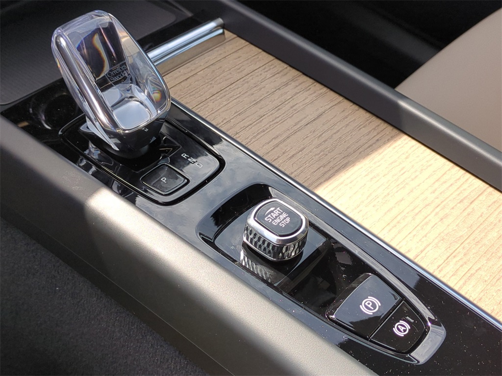 new 2026 Volvo XC60 car, priced at $48,435