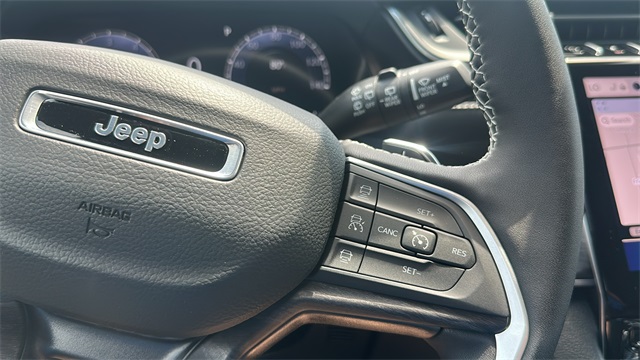 new 2025 Jeep Grand Cherokee car, priced at $45,025