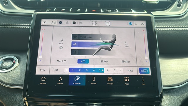 new 2025 Jeep Grand Cherokee car, priced at $45,025