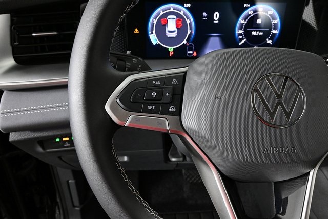 new 2025 Volkswagen Tiguan car, priced at $36,641