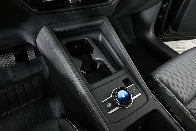 new 2025 Volkswagen Tiguan car, priced at $36,641