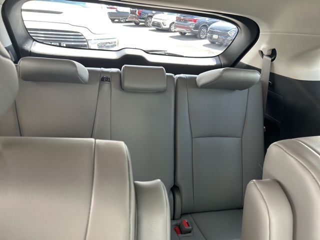 used 2023 Toyota Highlander car, priced at $41,990