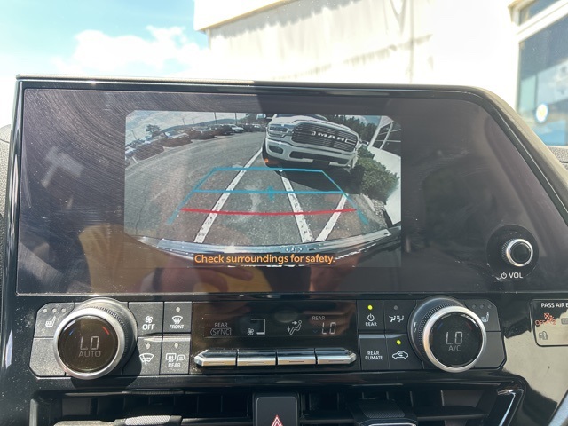 used 2023 Toyota Highlander car, priced at $41,990