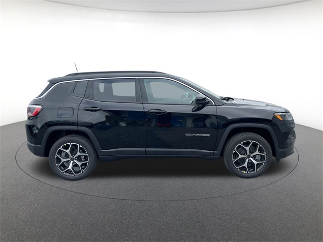 new 2026 Jeep Compass car, priced at $32,624