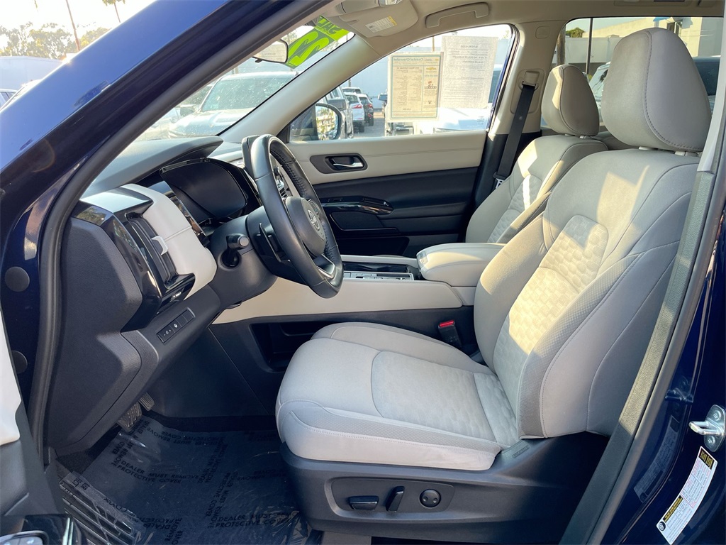 used 2022 Nissan Pathfinder car, priced at $23,900