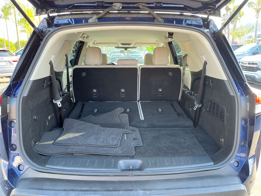used 2022 Nissan Pathfinder car, priced at $23,900