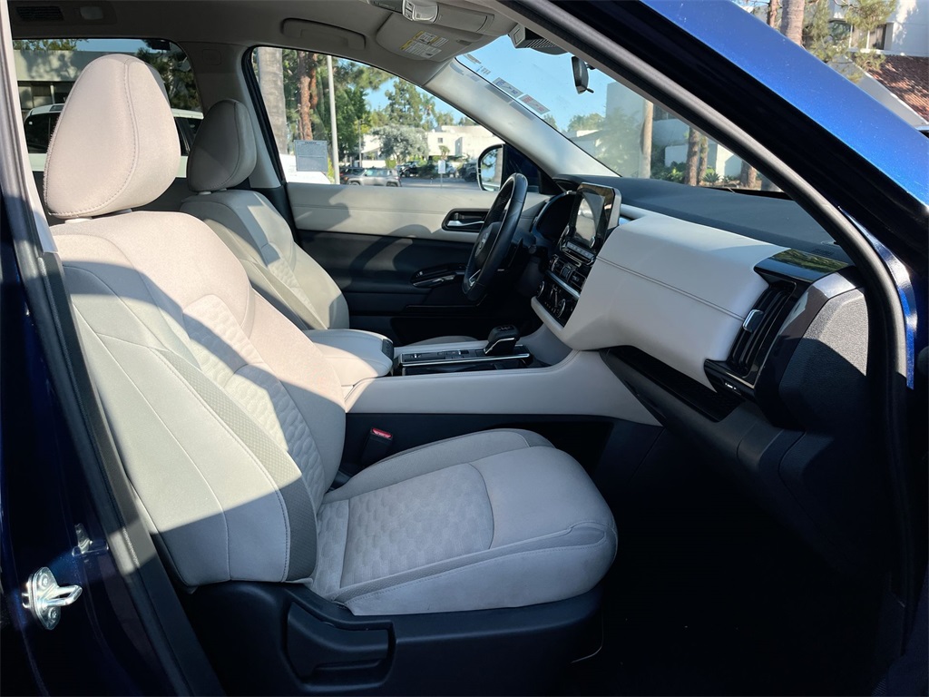 used 2022 Nissan Pathfinder car, priced at $23,900