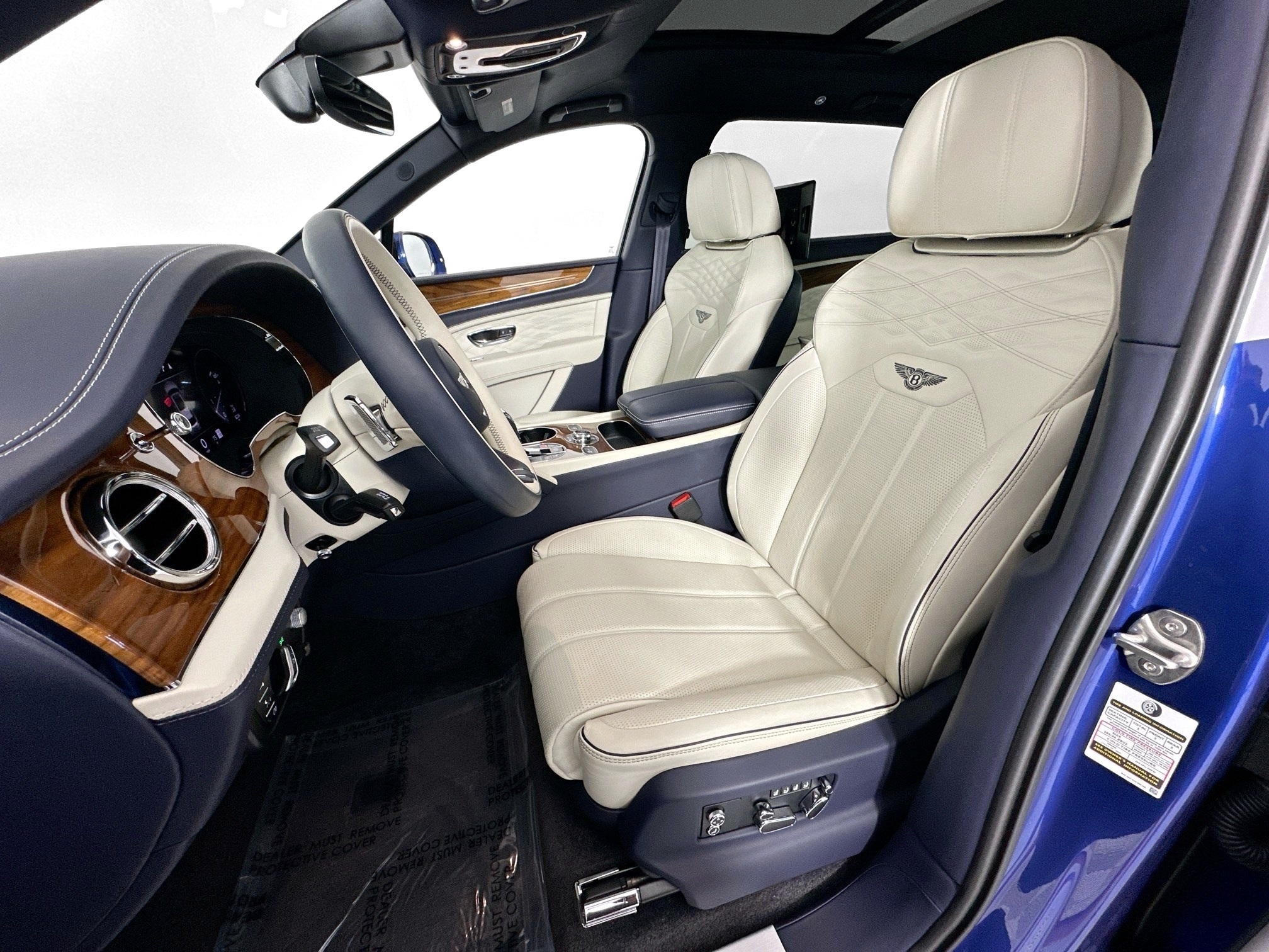 used 2023 Bentley Bentayga EWB car, priced at $179,998