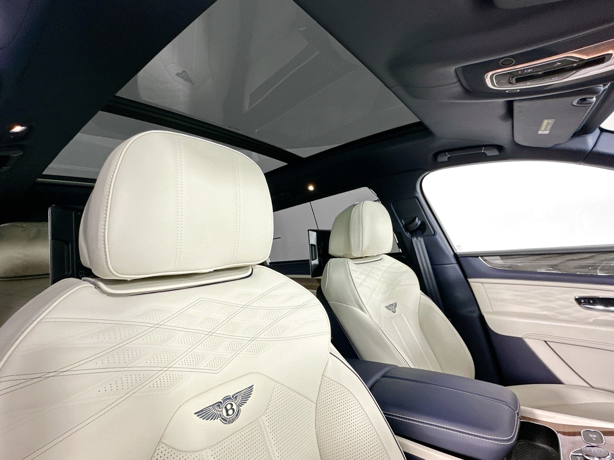 used 2023 Bentley Bentayga EWB car, priced at $179,998