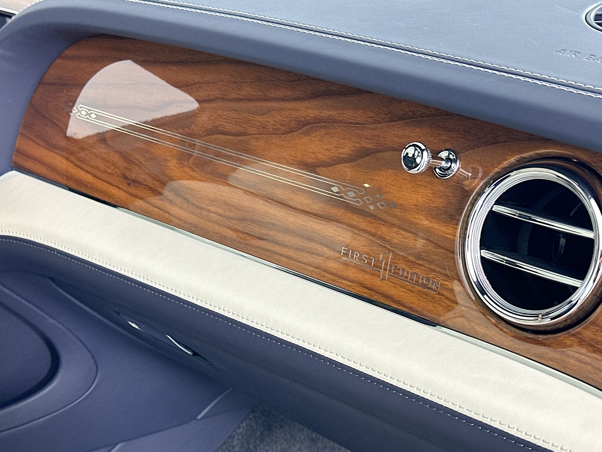 used 2023 Bentley Bentayga EWB car, priced at $179,998