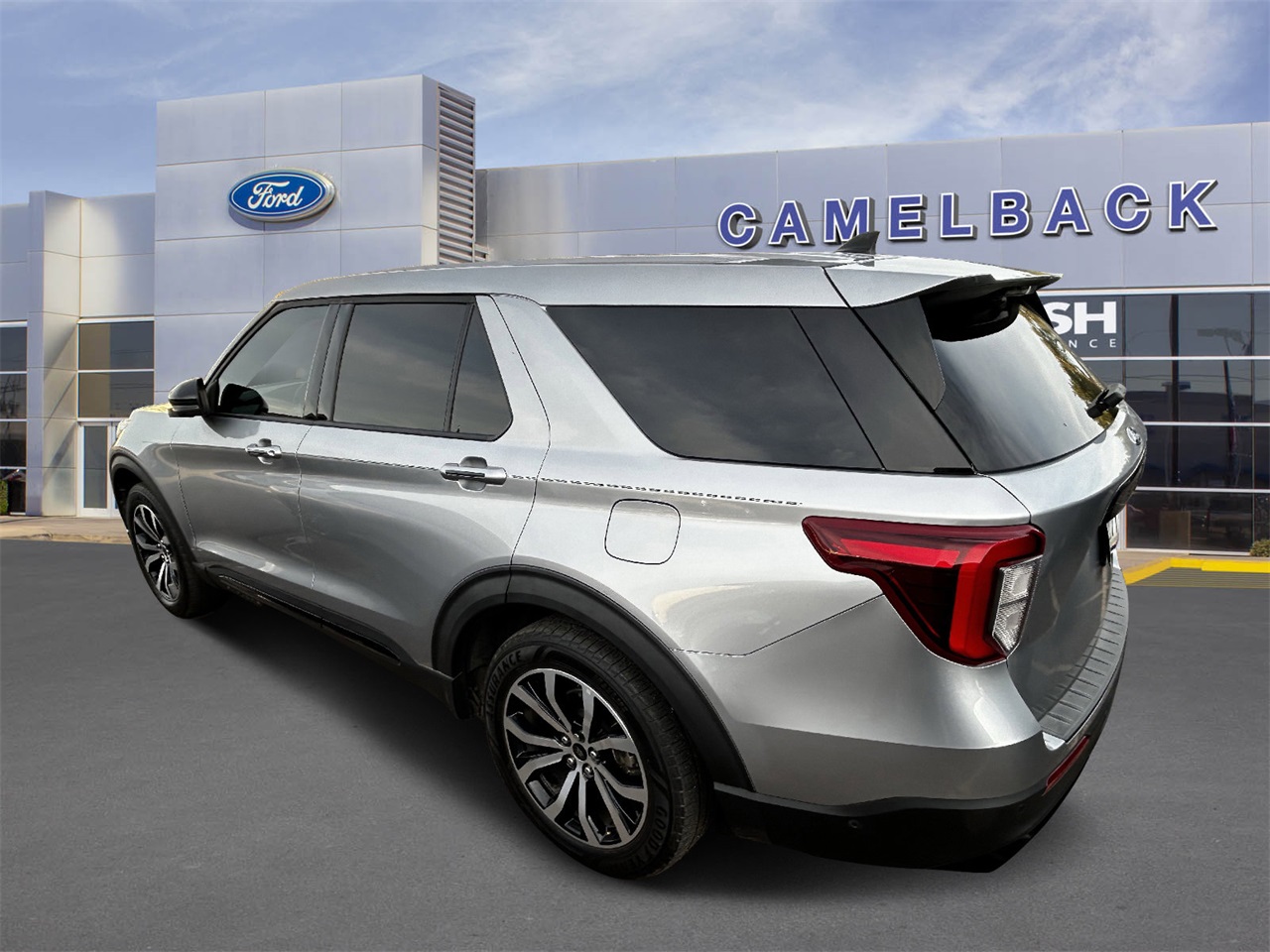 used 2021 Ford Explorer car, priced at $31,111