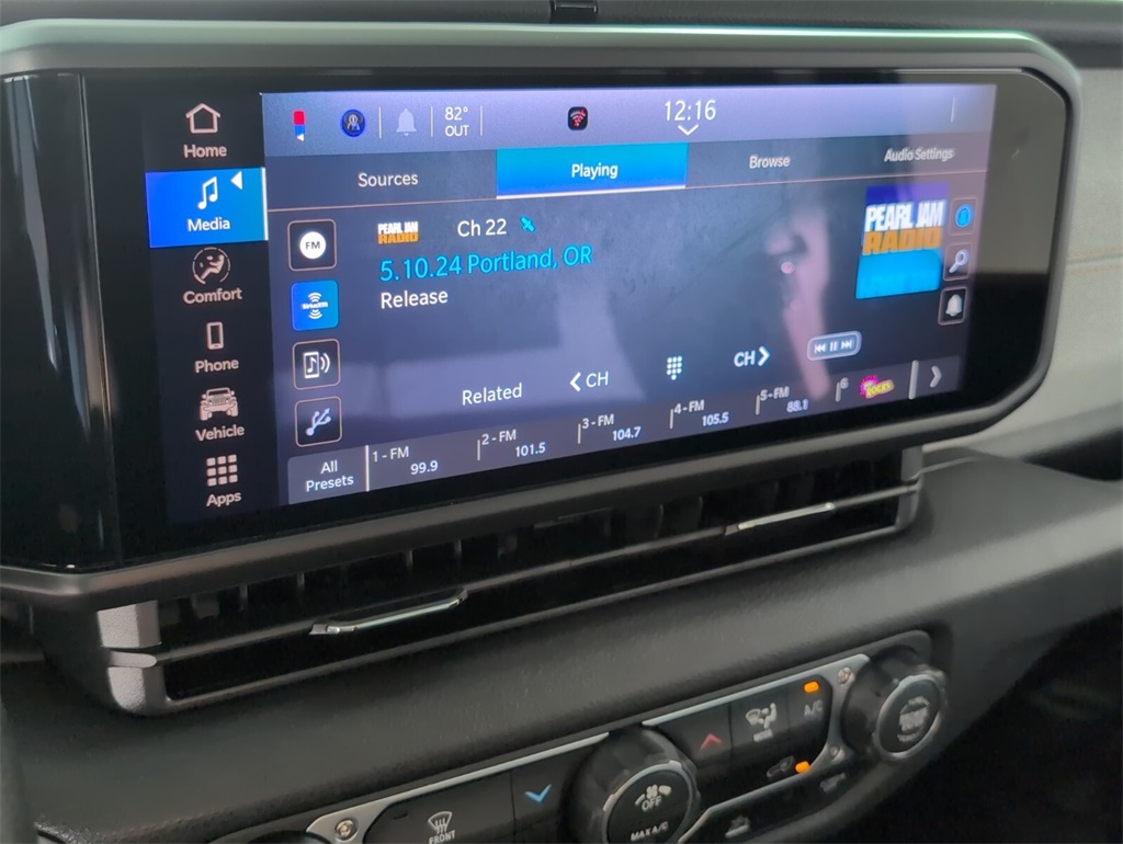 new 2025 Jeep Wrangler car, priced at $37,570