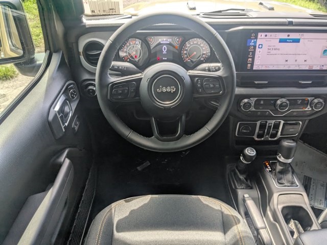 new 2025 Jeep Gladiator car, priced at $32,690