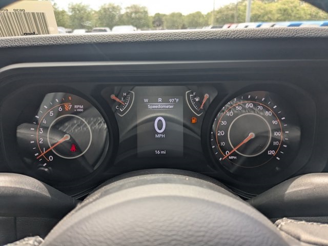 new 2025 Jeep Gladiator car, priced at $32,690