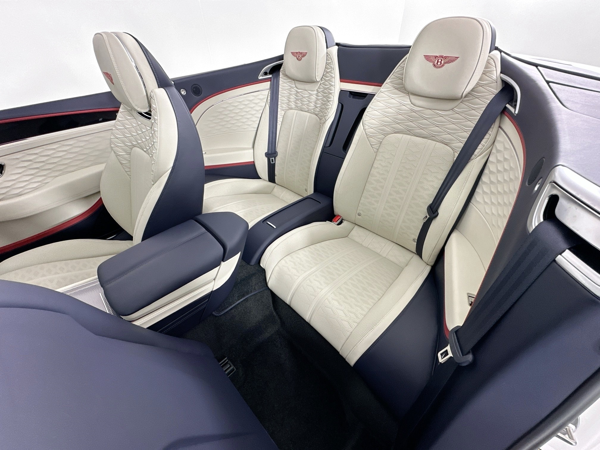 new 2025 Bentley Continental GTC car