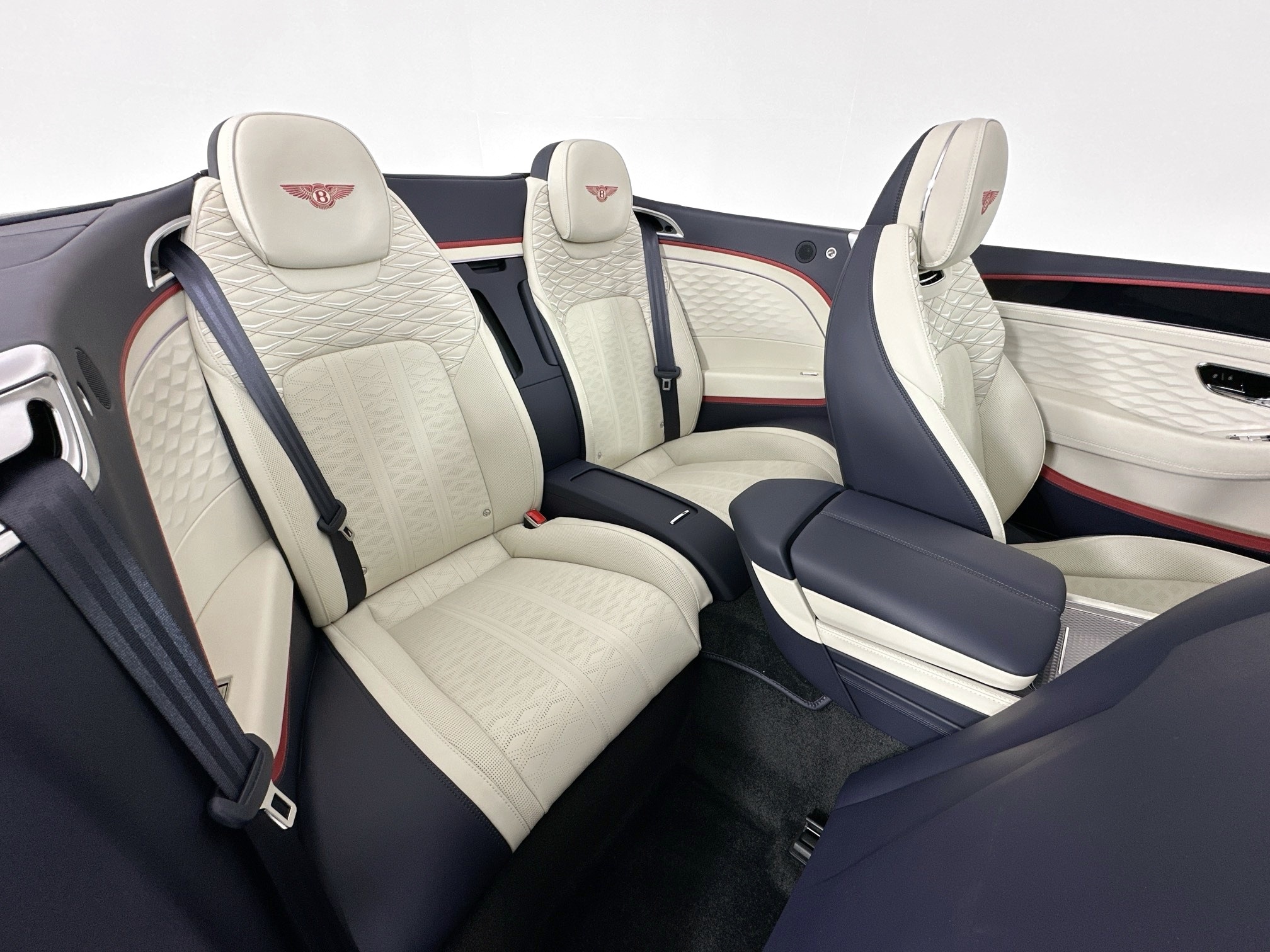 new 2025 Bentley Continental GTC car