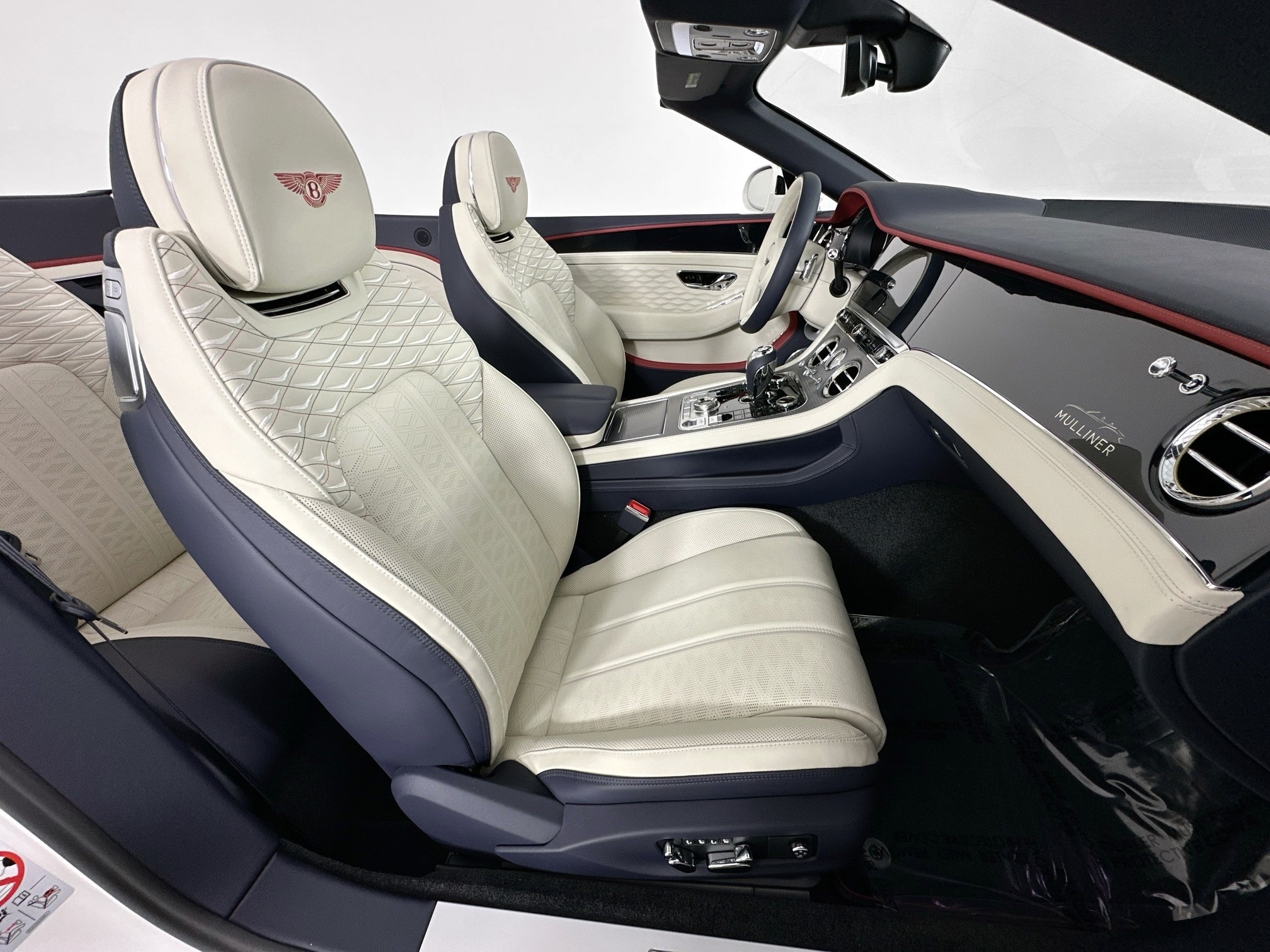 new 2025 Bentley Continental GTC car