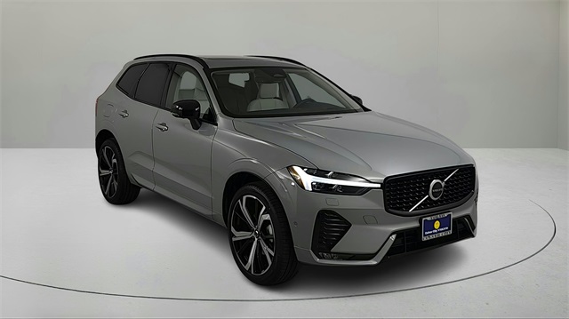 new 2025 Volvo XC60 car, priced at $60,660