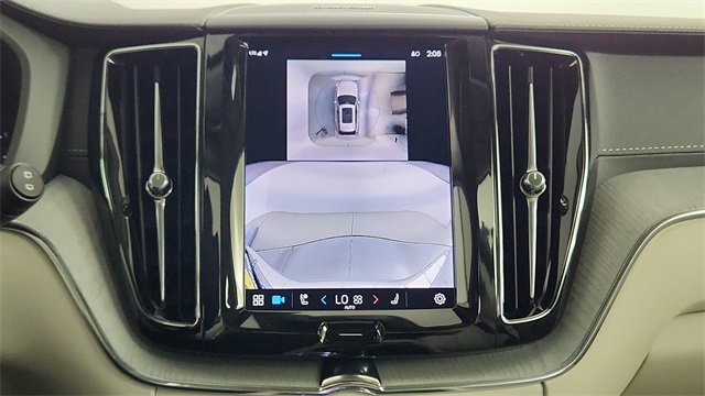 new 2025 Volvo XC60 car, priced at $60,660