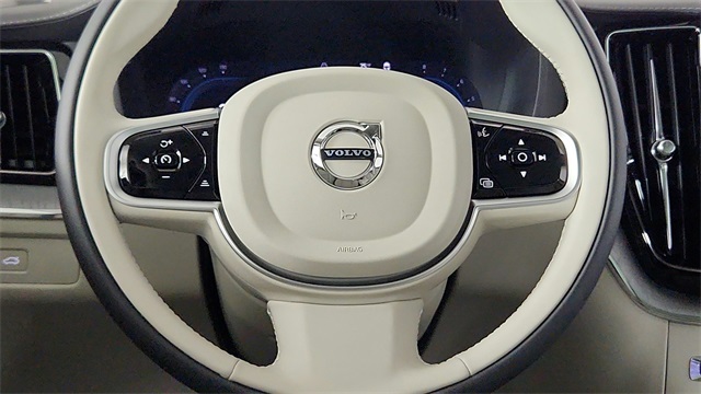 new 2025 Volvo XC60 car, priced at $60,660