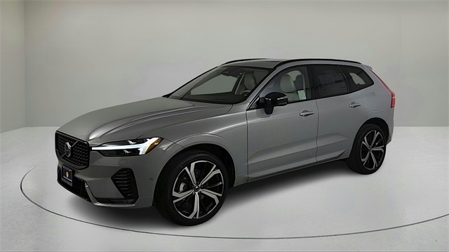 new 2025 Volvo XC60 car, priced at $60,660