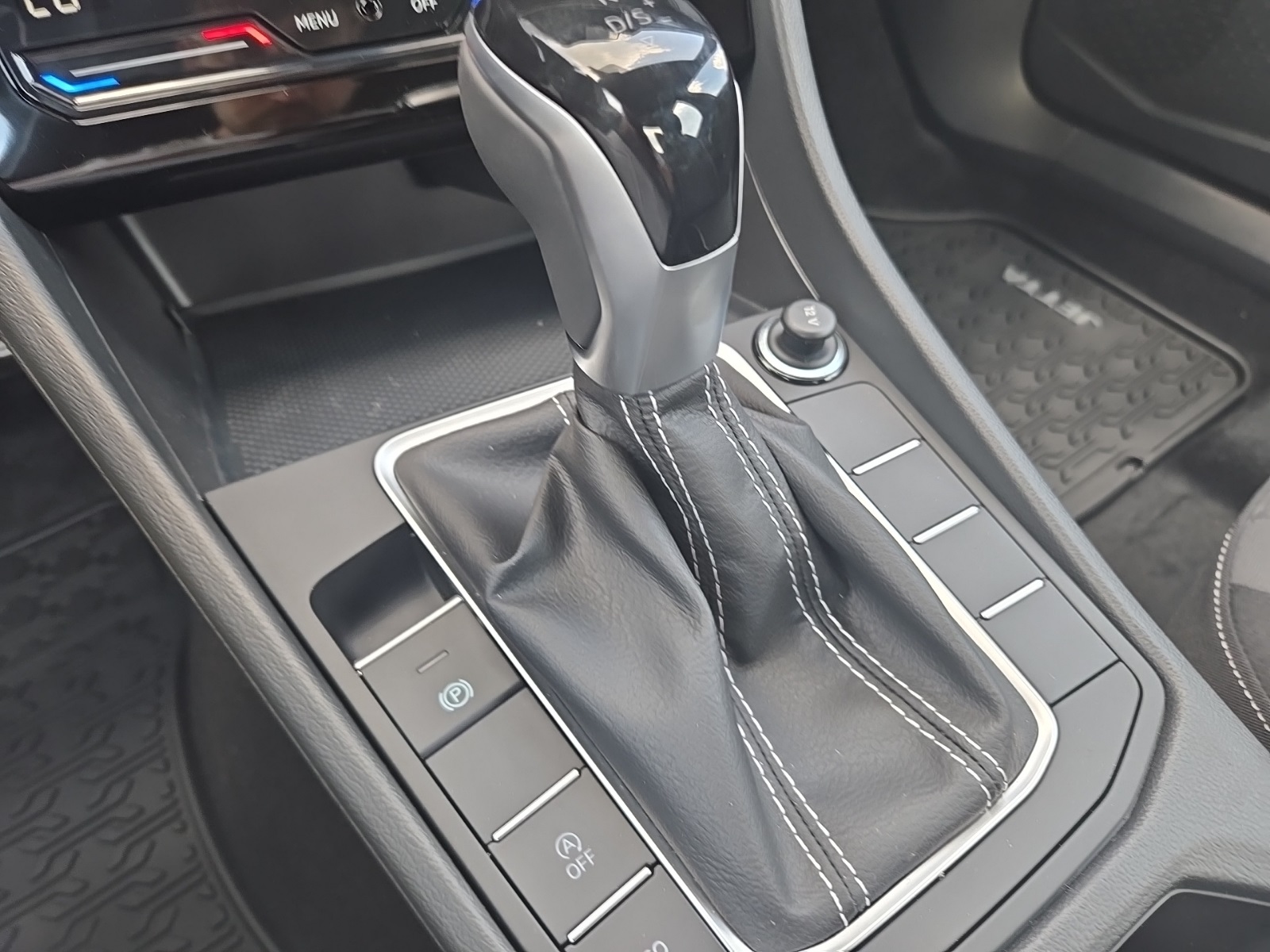 new 2025 Volkswagen Jetta car, priced at $23,000